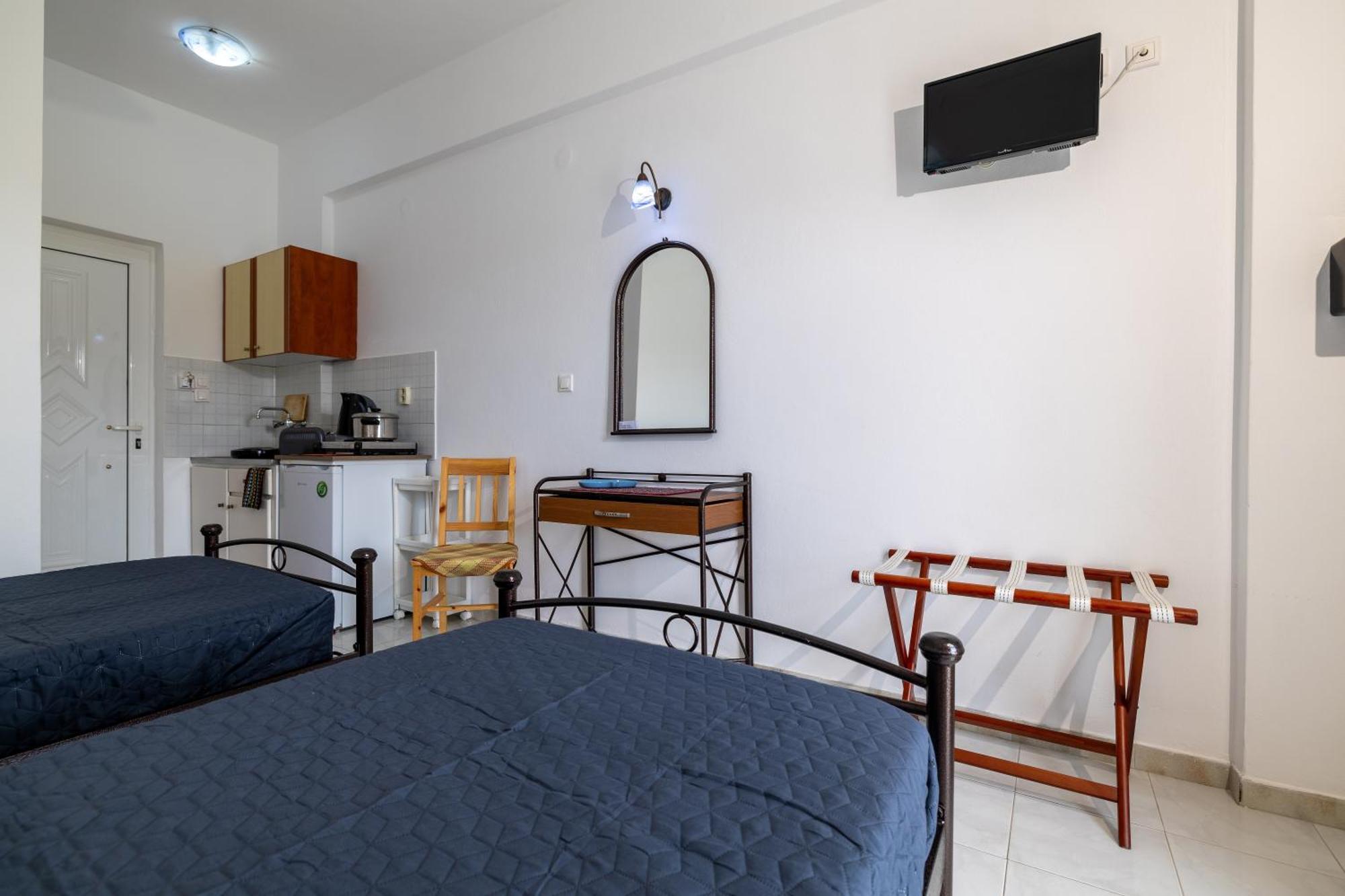 Valianos Studios Alykanas  Bagian luar foto